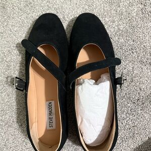 Steve Madden Black Strap Flats